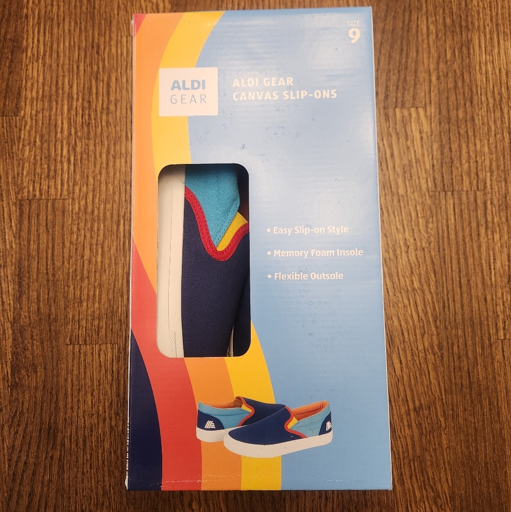 Aldi 2023 Ladies Slip On Canvas Shoes
